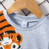 Conjunto estampado de Tigre