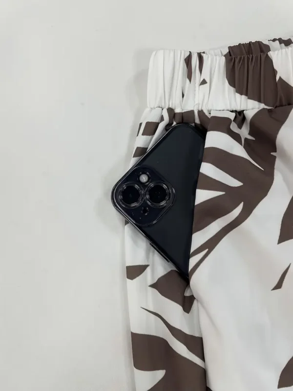 7819dd9d-c114-4c4a-9357-f2b19d0830eb Conjunto elegante de dos piezas para mujer