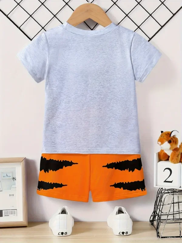 Conjunto estampado de Tigre