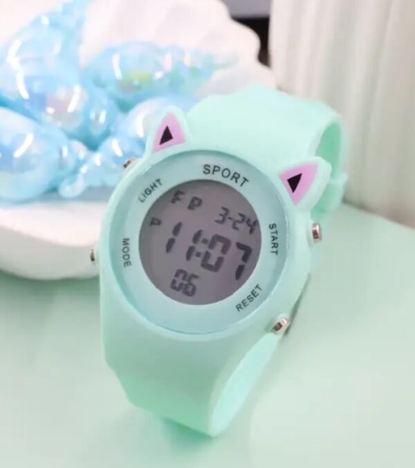 1771531158018 Reloj Digital Orejas de Gato